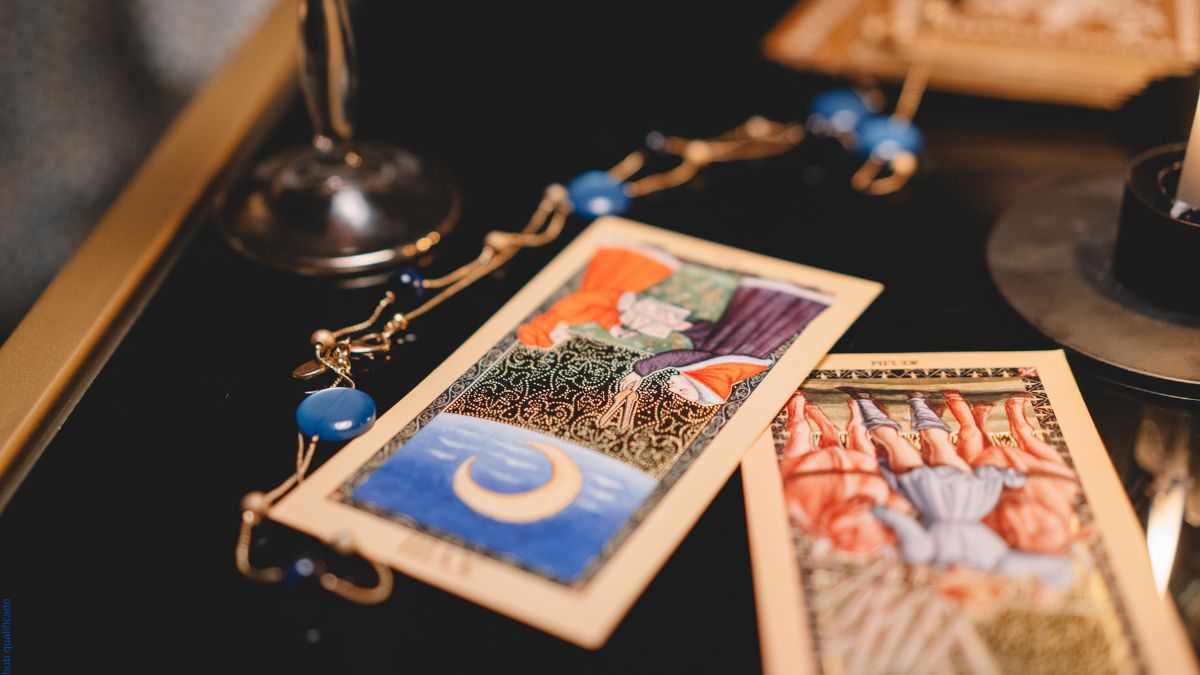 Cartas Ciganas e Mandala Astrológica: O Que São e Como Transformam Sua Vida em 2025